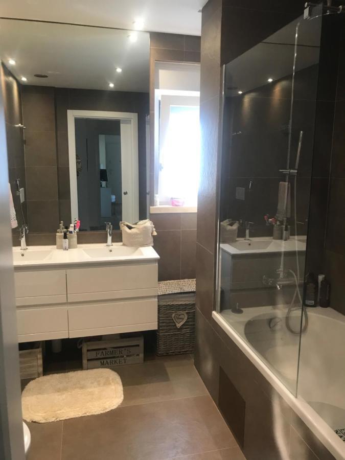 Modern Twin Room With A Balcony Montijo Exteriör bild