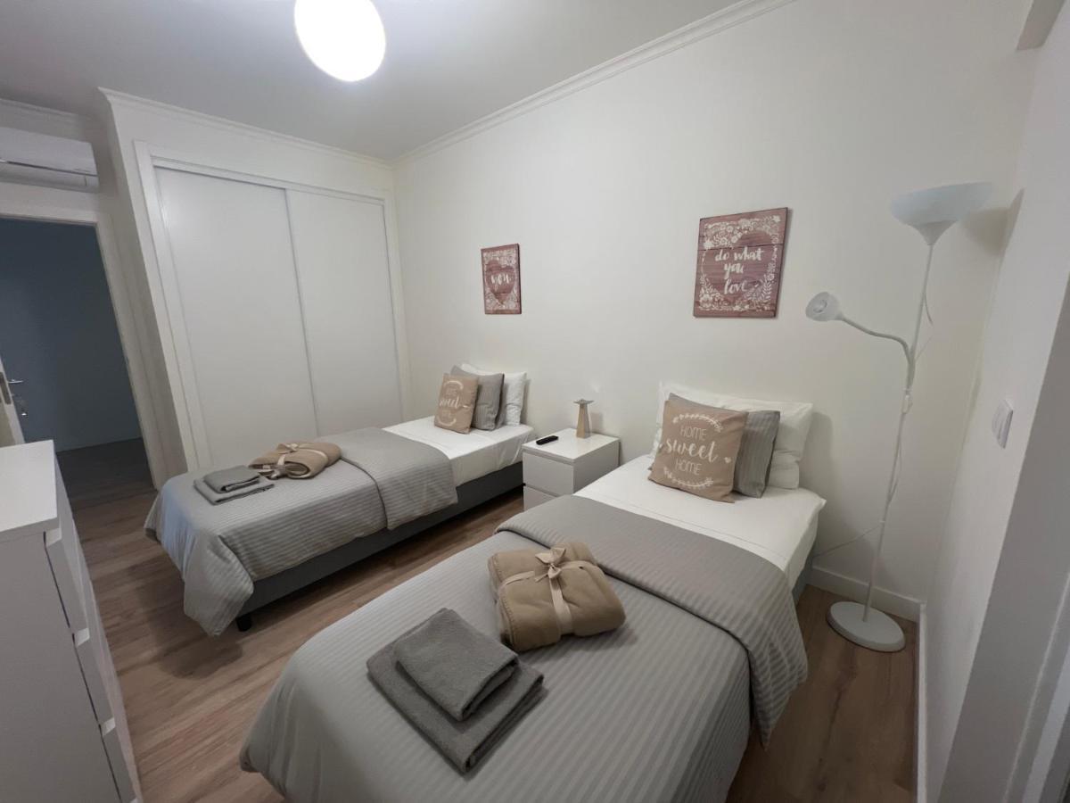 Modern Twin Room With A Balcony Montijo Exteriör bild
