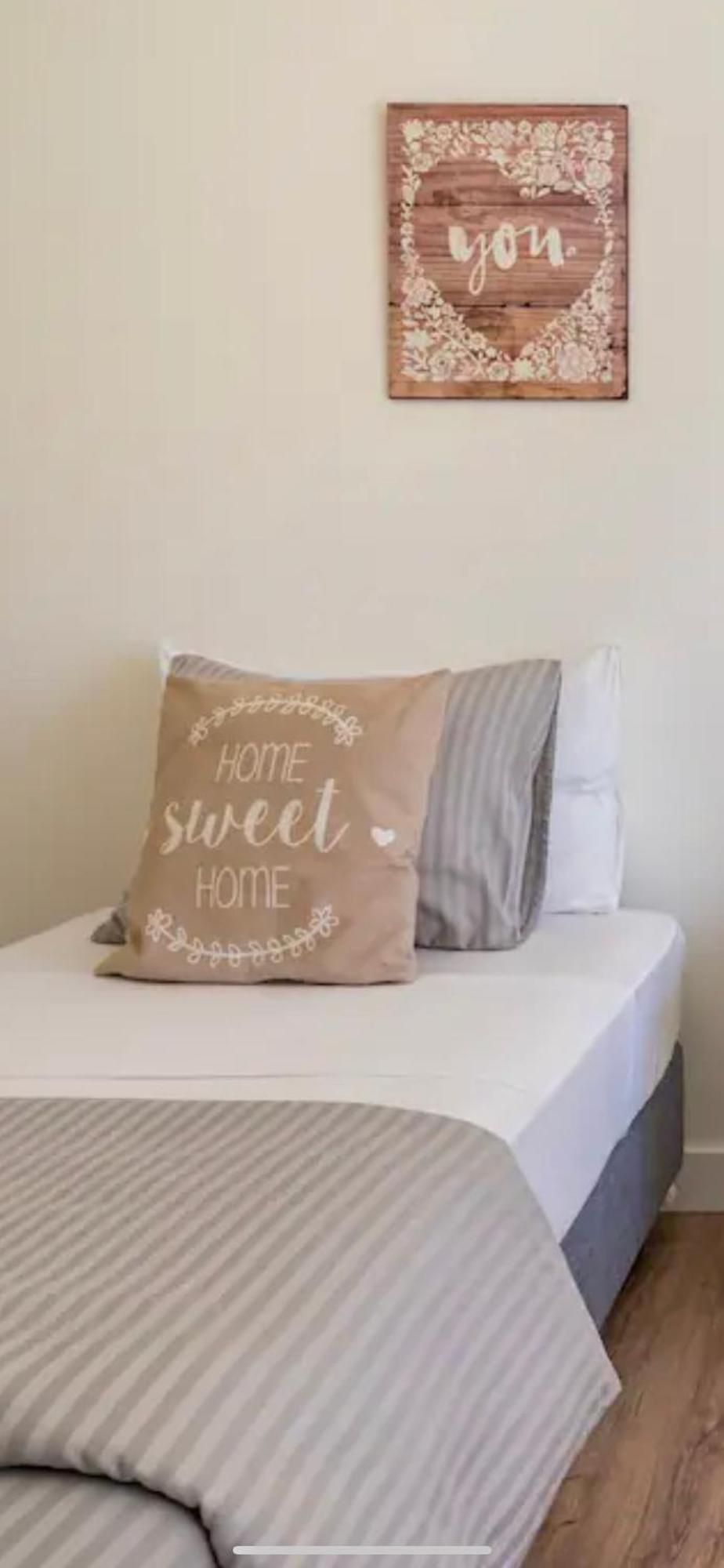 Modern Twin Room With A Balcony Montijo Exteriör bild